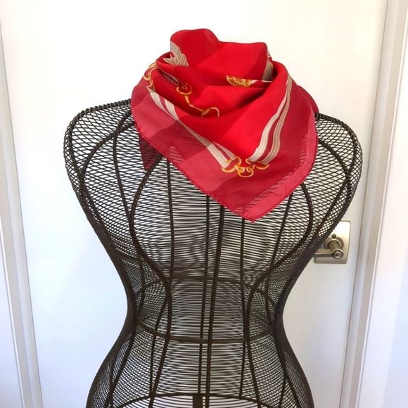 Red White and Gold Chain Print Square Scarf Wrap - Picture 4 of 5